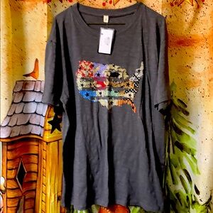 NWT USA Tee / ladies / gray with multicolor USA design